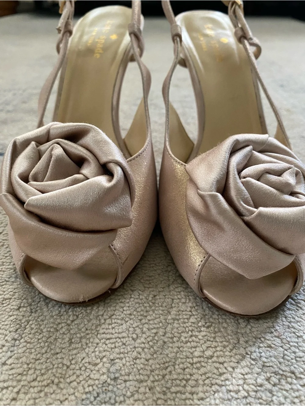Kate Spade Rosette Stiletto Heels Champagne Gold Shimmer 7 Luxury Satin Rose